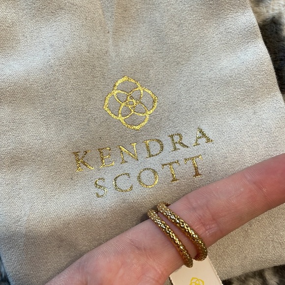 Kendra Scott Phoenix Wrap Ring - NWT - Size 7 - Picture 4 of 8